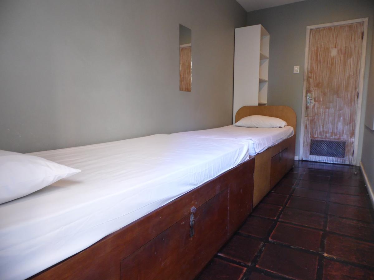 Terrasse Hostal *